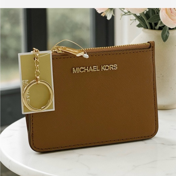 Michael Kors Handbags - Michael Kors Luggage Leather ID Coinpouch with Gold Keyring